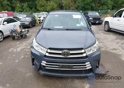2018 Toyota Highlander Le Plus from USA, damaged, VIN 5TDBZRFH3JS878598
